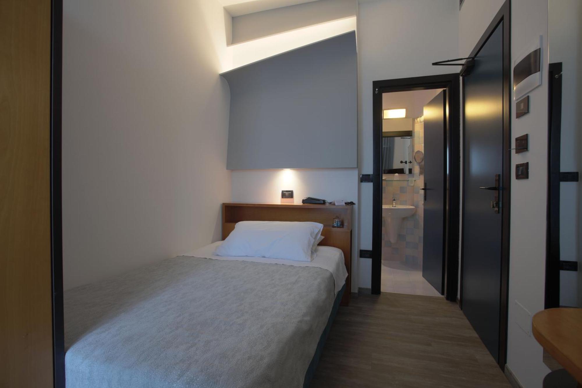 Hotel Ali D'Oro Rimini Bilik gambar